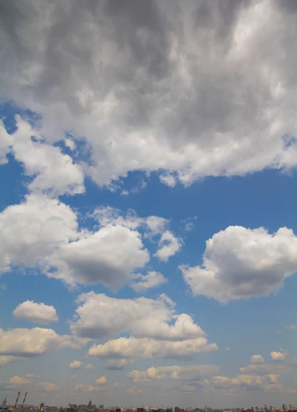 Blick von der Aussichtsplattform vorobyovy gory — Stockfoto