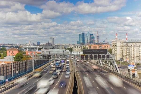 Moskva motorvägen tredje ring — Stockfoto