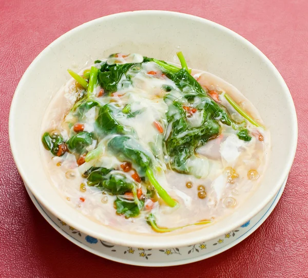 Sopa de verduras en blanco — Foto de Stock