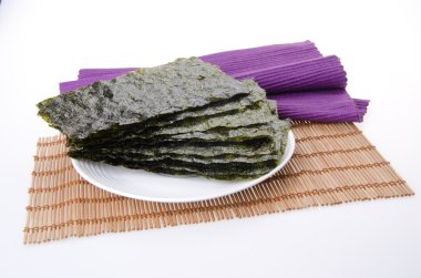 Deniz yosunu. arka plan üzerinde kuru deniz yosunu