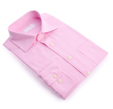 Beyaz arka plan üzerinde elbise gömlek