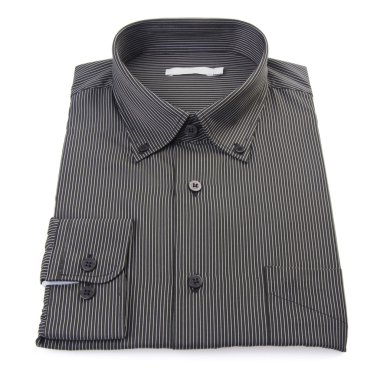 Beyaz arka plan üzerinde elbise gömlek