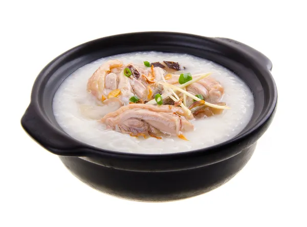 Tradycyjny chiński Kasza ryż papka serwowane w zapiekane w glinianych naczyniach — Zdjęcie stockowe