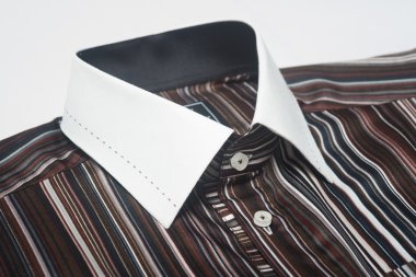 gömlek gülümsemek. erkek gömlek gülümsemek