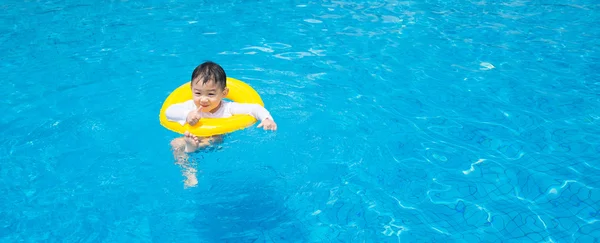 bebek çocuk faaliyetleri çocuk Yüzme Havuzu hakkında
