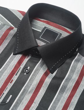 gömlek gülümsemek. erkek gömlek gülümsemek