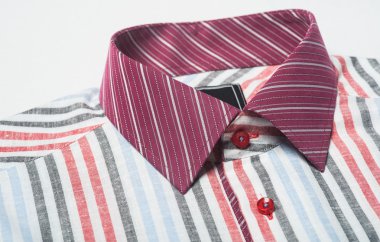 gömlek gülümsemek. erkek gömlek gülümsemek