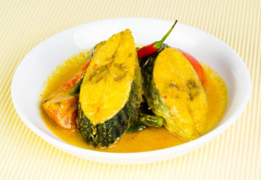 Assam Balık - baharatlı ve ekşi tat