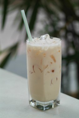 taze ve sağlıklı soya sütü. Organik soya fasulyesi ile yapılan