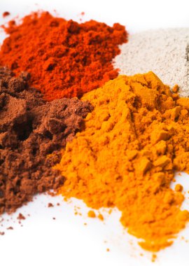 biber tozu. zemin üzerine baharat karışımı