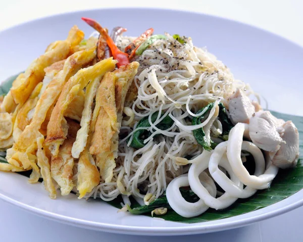 Fried rice noodles with Seafood — Stock Photo, Image