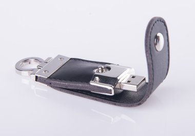 USB диск на тлі