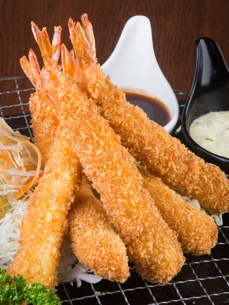 Cucina giapponese. tempura gambero sullo sfondo — Foto Stock