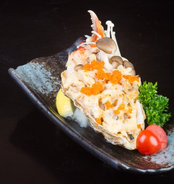 Japon mutfağı. arka planda kabuk balık ızgara