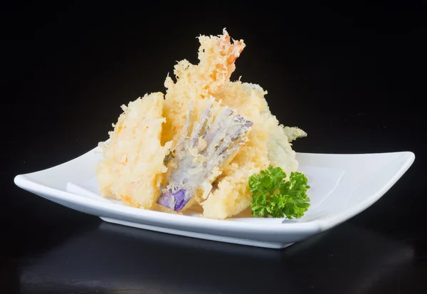 Bucătărie japoneză. tempura fructe de mare pe fundal — Fotografie, imagine de stoc