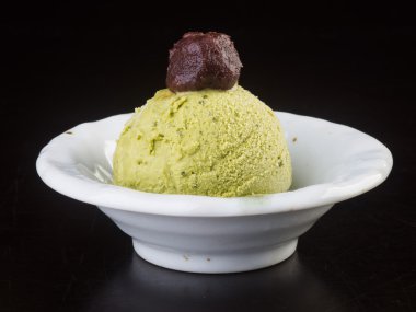 dondurma. dondurma kaşık arka plan üzerinde