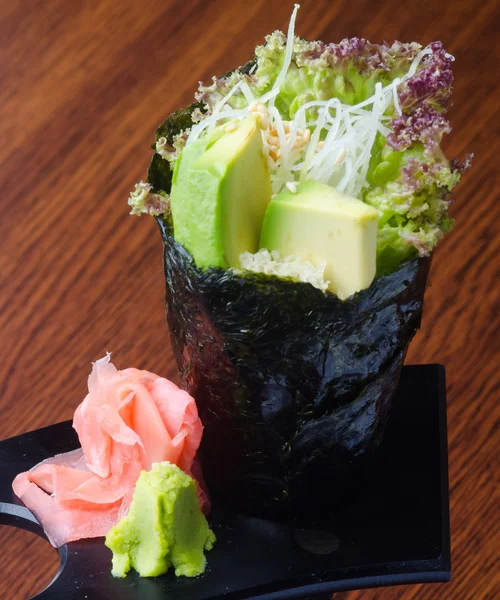 Cocina japonesa. rollo de mano en el fondo — Foto de Stock