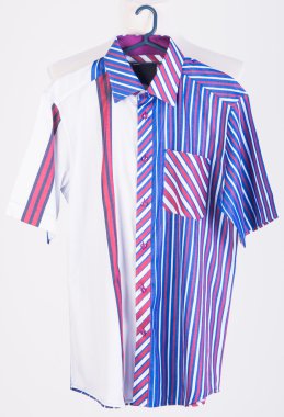 gömlek. erkek gömlek askıları