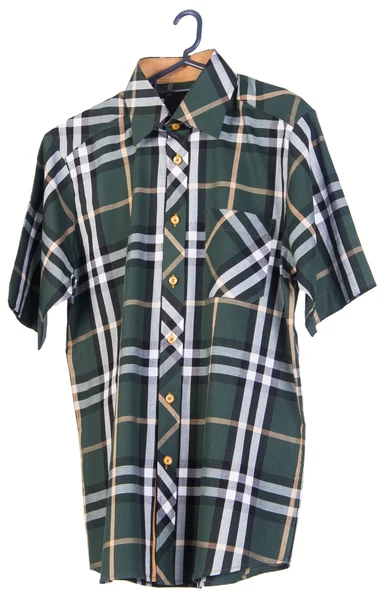 Hemden. Herrenhemden auf Kleiderbügeln — Stockfoto