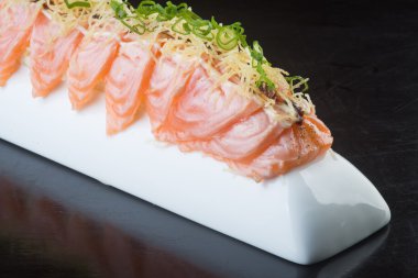 Japon mutfağı. sashimi arka planda