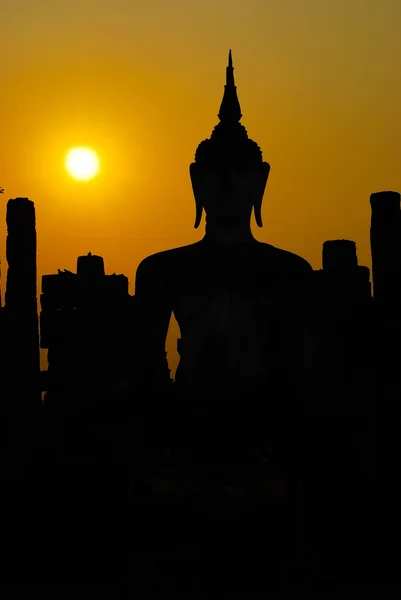 Thailand landmark. Patung Buddha kuno. Sukhothai Historical P — Stok Foto