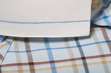 gömlek gülümsemek. erkek gömlek gülümsemek