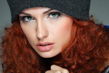 bir eşofman, Kızıl saçlı kız seks güzel portresi olduğu moda tarzında