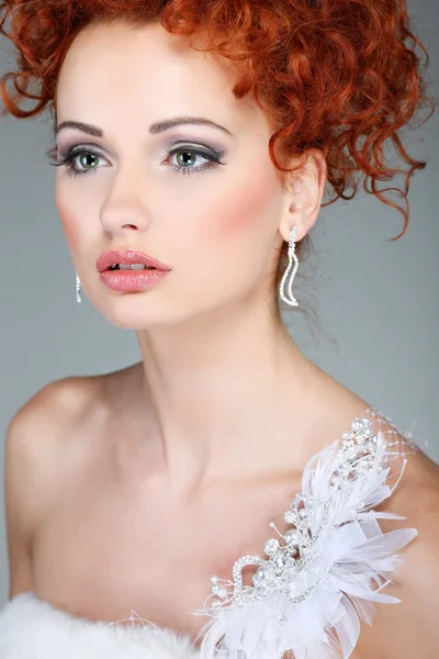 Vörös hajú. divat lány portrait.accessorys. — Stock Fotó