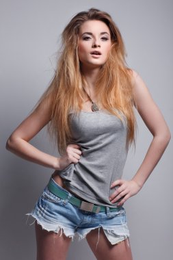 moda stil, vintag güzel bir kız bir fotoğraf olduğunu