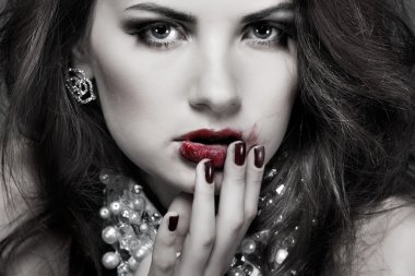 moda kız portrait.accessorys.dark kıllar