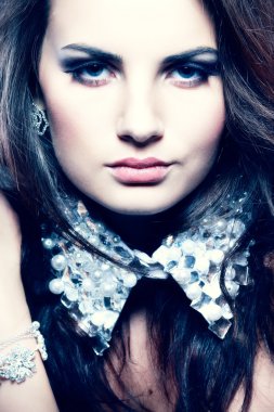 moda kız portrait.accessorys.dark kıllar