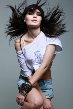 pinup, glamour tarzında güzel bir kız bir fotoğraf olduğunu