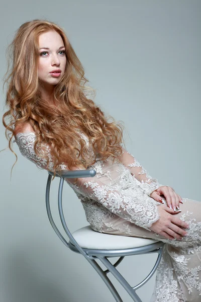 A portrait of stylish elegant redheaded girl is in lace clothes . — Stock Photo, Image