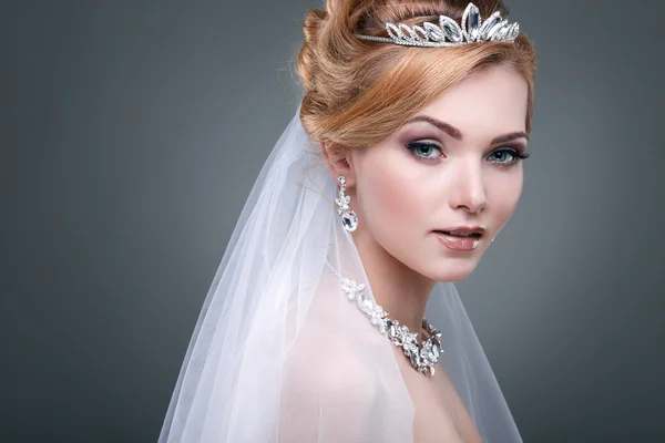 A photo of sexual beautiful girl in a wedding-dress is in fashion style. Wedding decorations — Stock Photo, Image