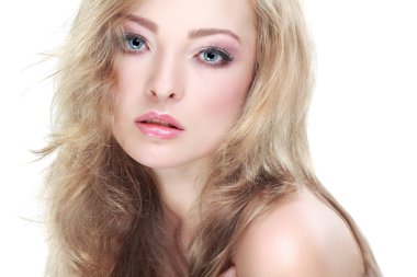 beyaz zemin üzerinde güzel mavi gözlü seksi whiteheaded genç kadın portre portre