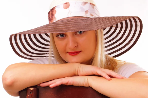 Hermosa dama rubia en un sombrero — Foto de Stock