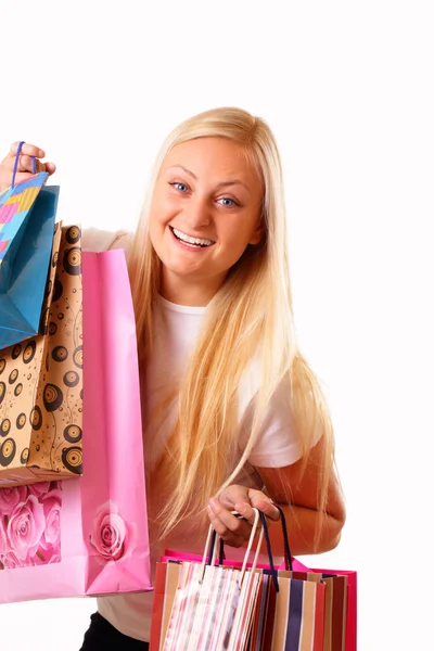 Blond kvinna gillar shopping — Stockfoto