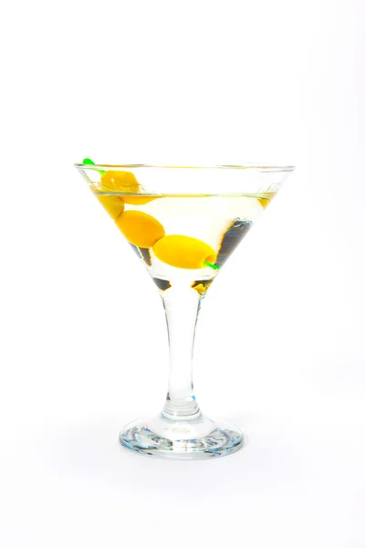 Olive Martini Cocktail pe fundal alb — Fotografie, imagine de stoc