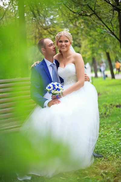 Sposa e sposo — Foto Stock