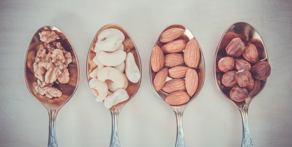 Mixed nuts — Stock Photo, Image