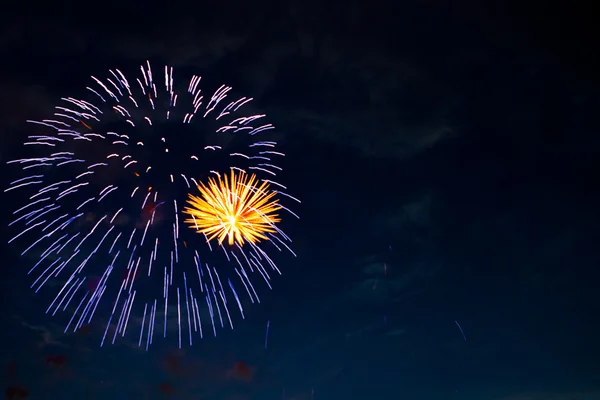 Farbenfrohes Feuerwerk — Stockfoto