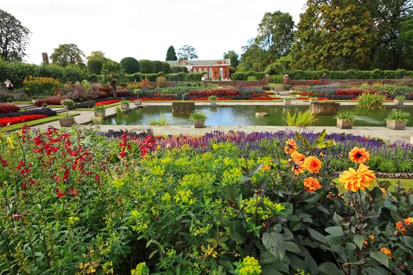 Jardín del palacio de Kensington — Foto de Stock