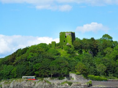 Dunollie castle yakınındaki oban, İskoçya