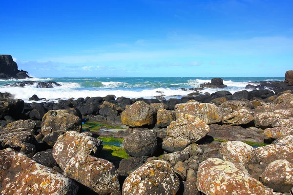 Beautiful rocky coastline of Ireland — Stock Photo, Image