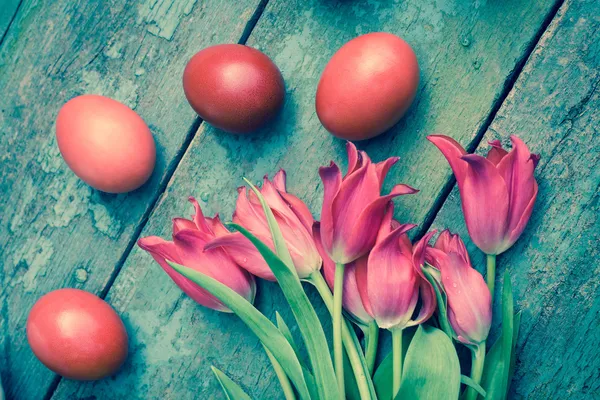 Beaux oeufs peints de Pâques — Photo