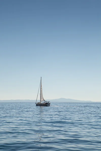 Yacht on sea — Stock Photo, Image