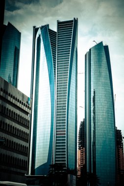yüksek lüks bina gökdelen abu Dabi
