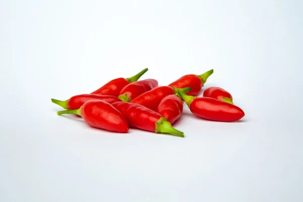 Chilli pepř izolované na bílém pozadí — Stock fotografie