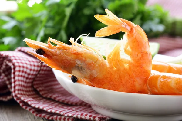 Ready to eat shrimp in a white bowl — Stock Photo, Image