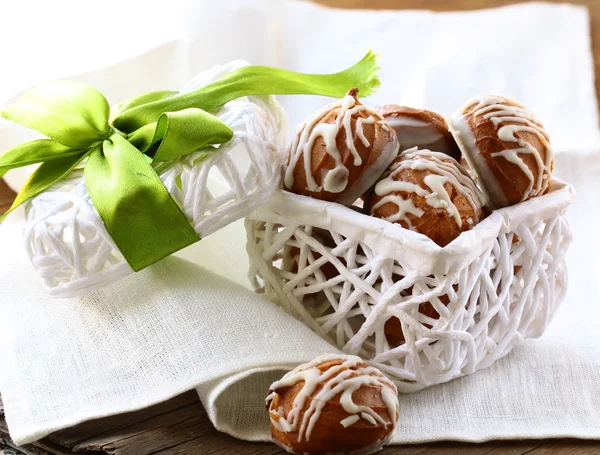 Christmas cookies met witte chocolade in een doos van de gift — Stockfoto